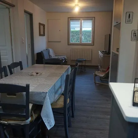 בית נופש Maison Merville-Franceville-Plage, 3 Pieces, 4 Personnes - Fr-1-465-74 *